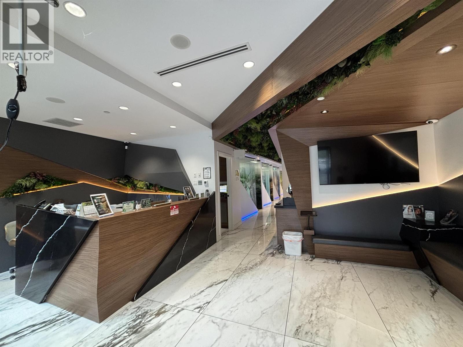 1128 Richards Street, Vancouver, BC