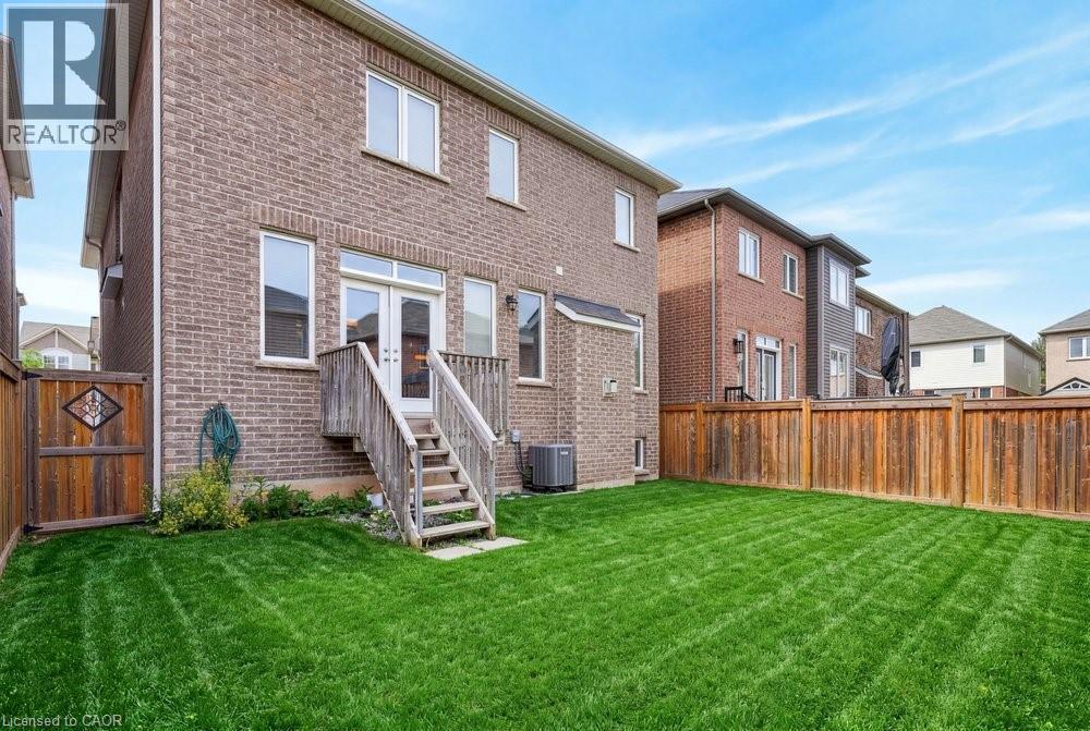145 Stillwater Crescent, Waterdown, ON - Outdoor
