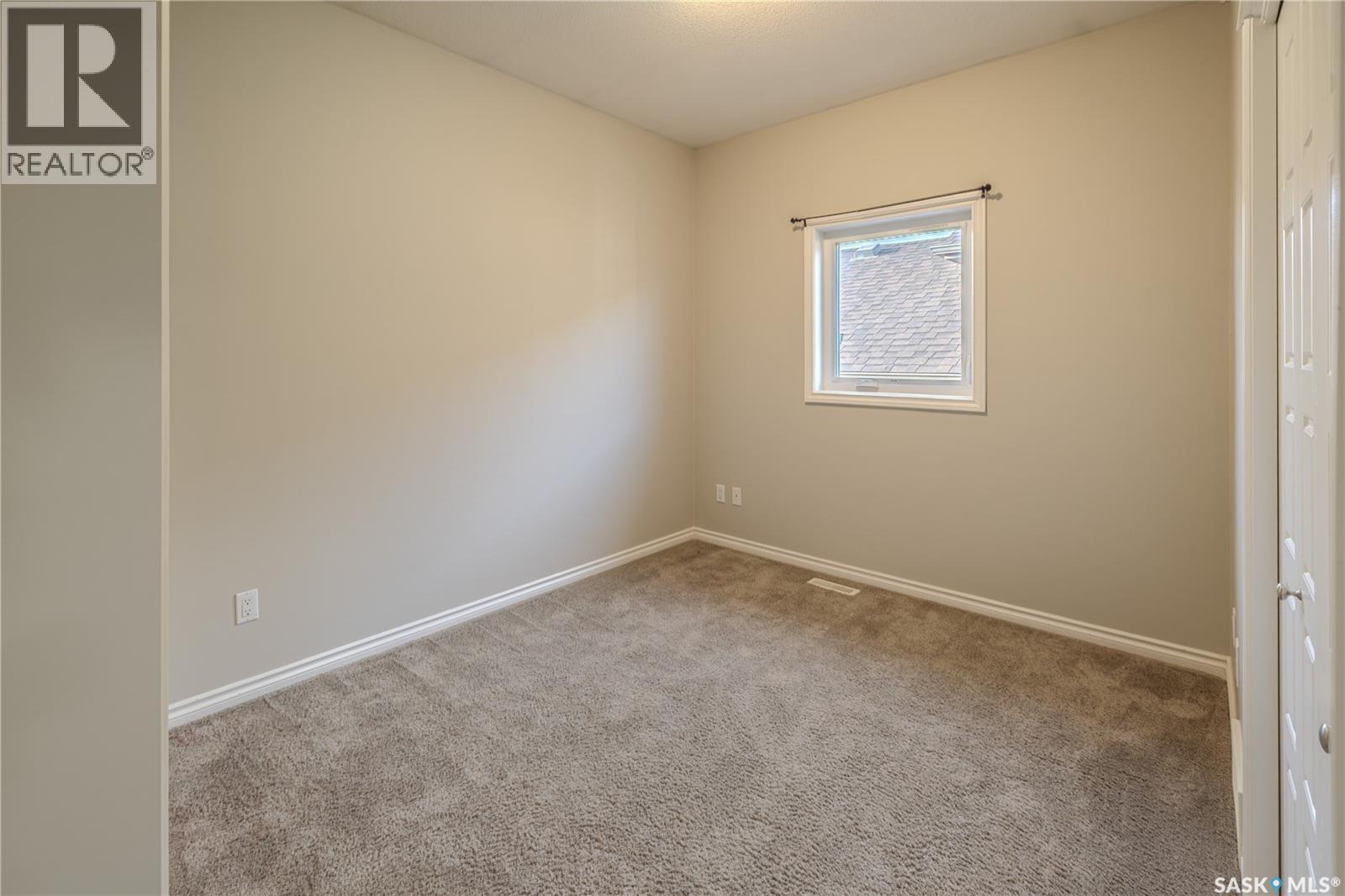 254 Macinnes Street, Saskatoon, SK - Indoor Photo Showing Other Room