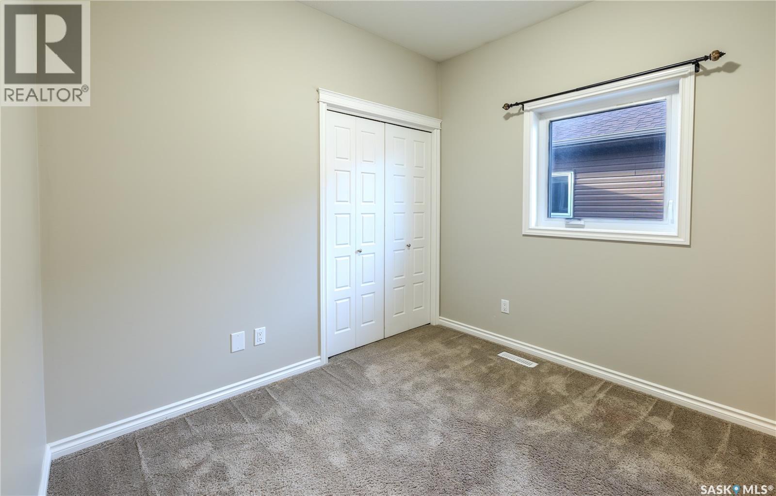 254 Macinnes Street, Saskatoon, SK - Indoor Photo Showing Other Room