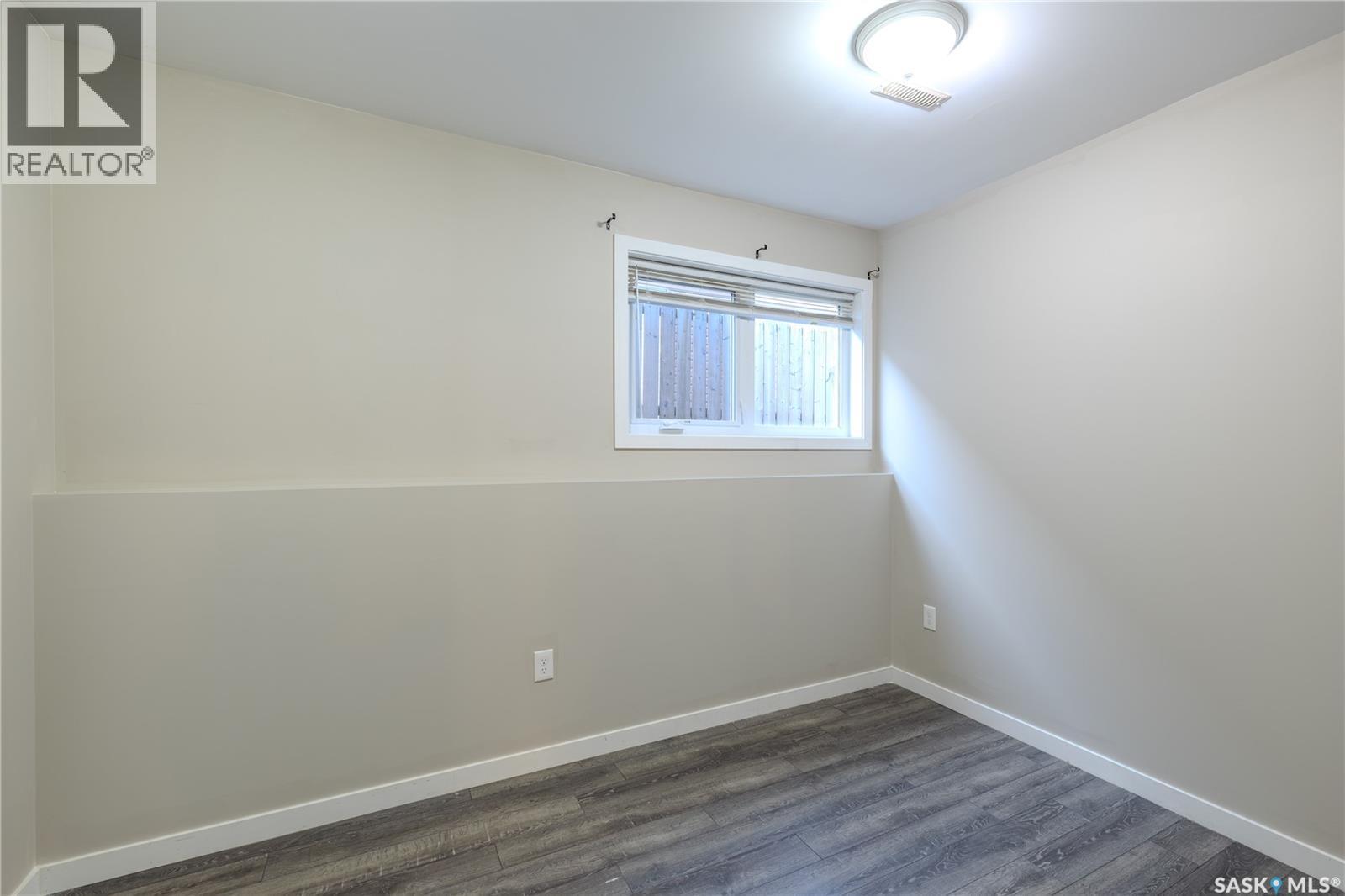 254 Macinnes Street, Saskatoon, SK - Indoor Photo Showing Other Room