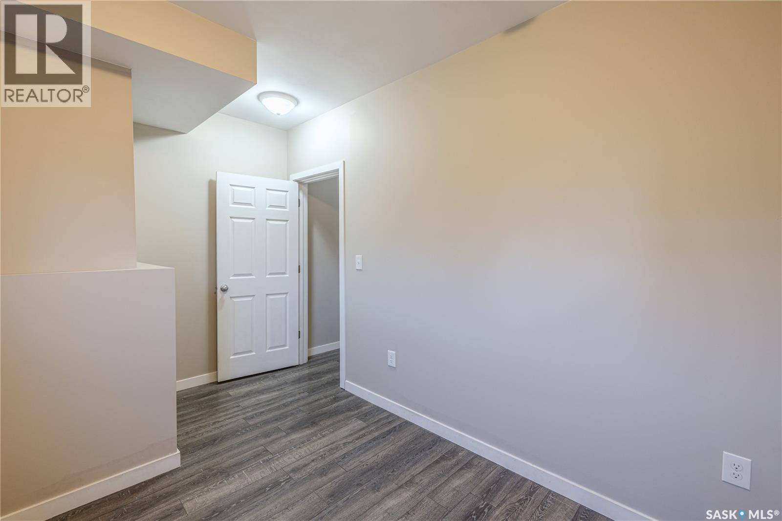 254 Macinnes Street, Saskatoon, SK - Indoor Photo Showing Other Room