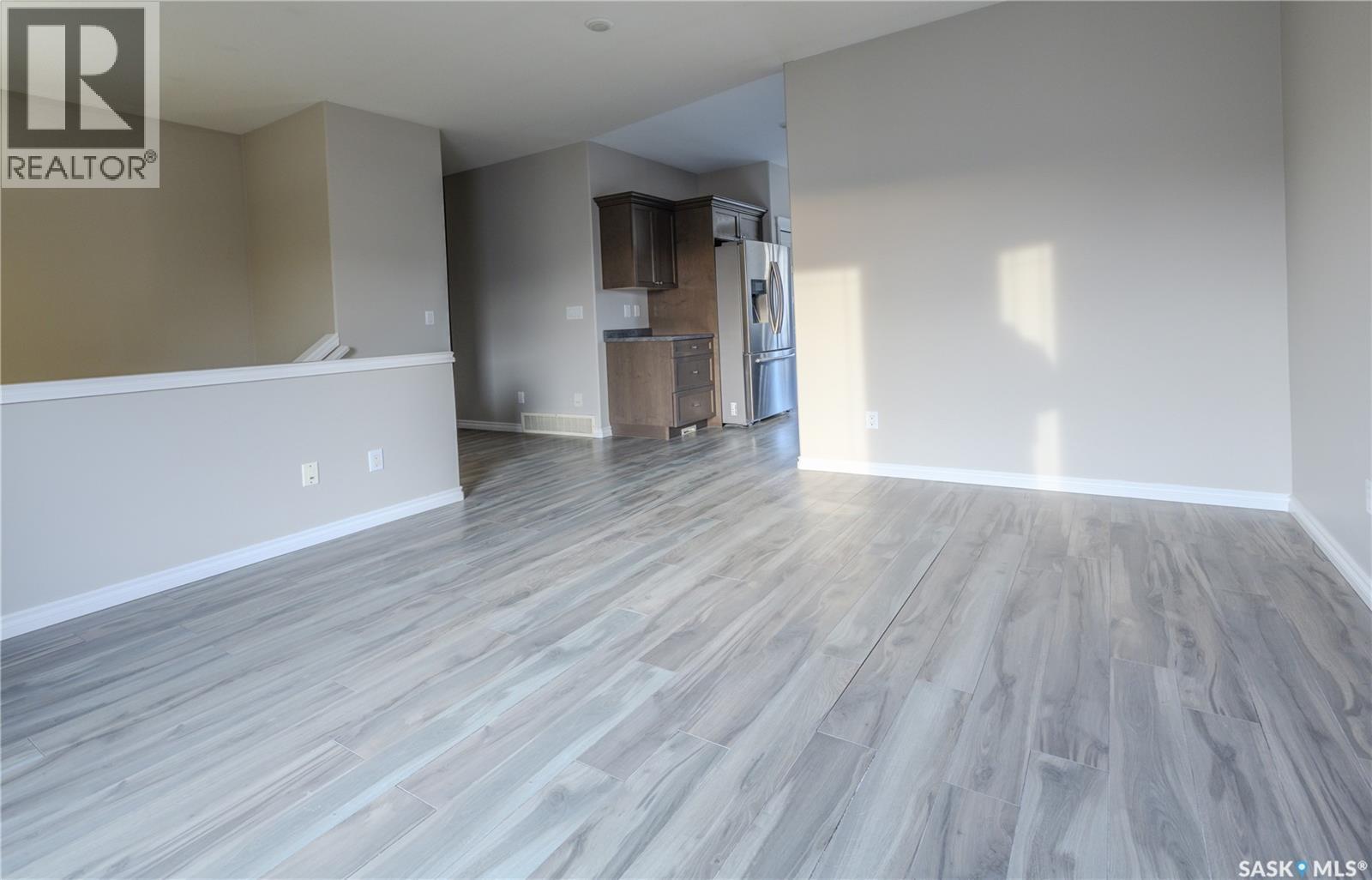 254 Macinnes Street, Saskatoon, SK - Indoor
