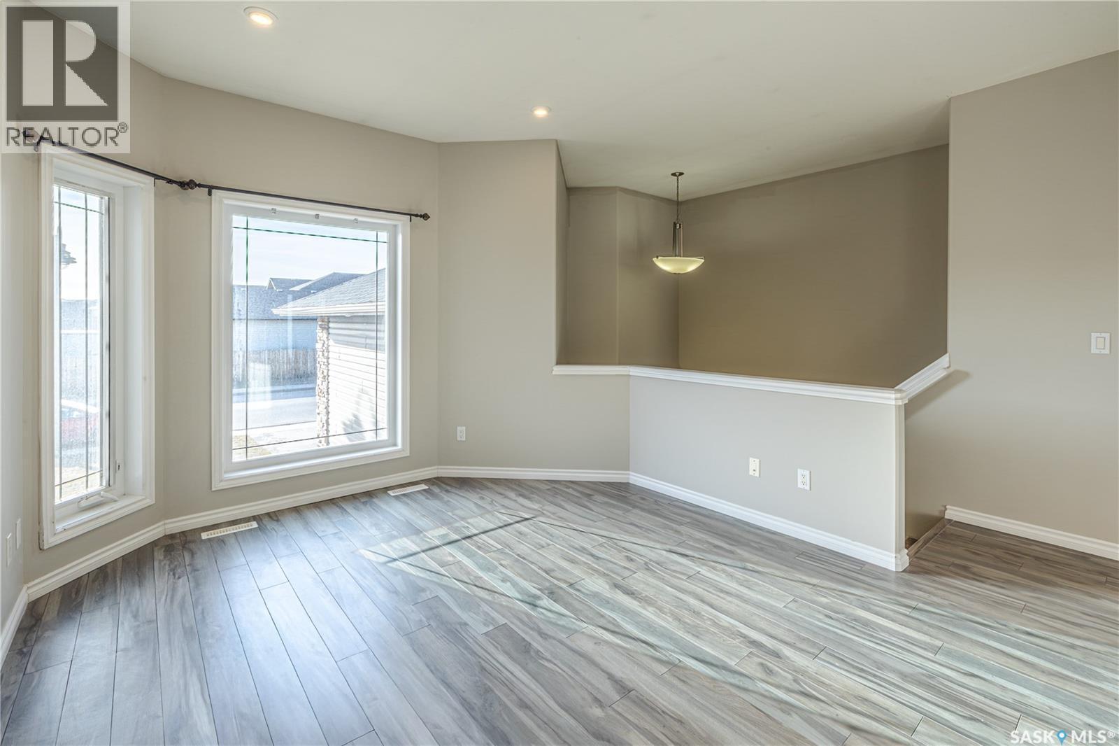 254 Macinnes Street, Saskatoon, SK - Indoor Photo Showing Other Room