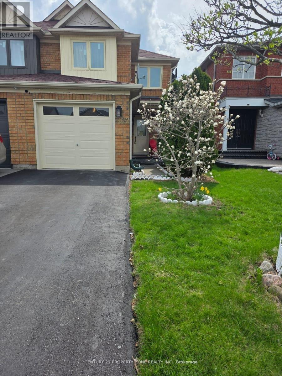 3822 Spicewood Way, Mississauga, ON - Outdoor With Facade