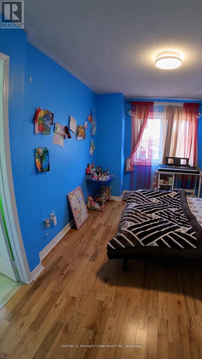 3822 Spicewood Way, Mississauga, ON - Indoor Photo Showing Bedroom