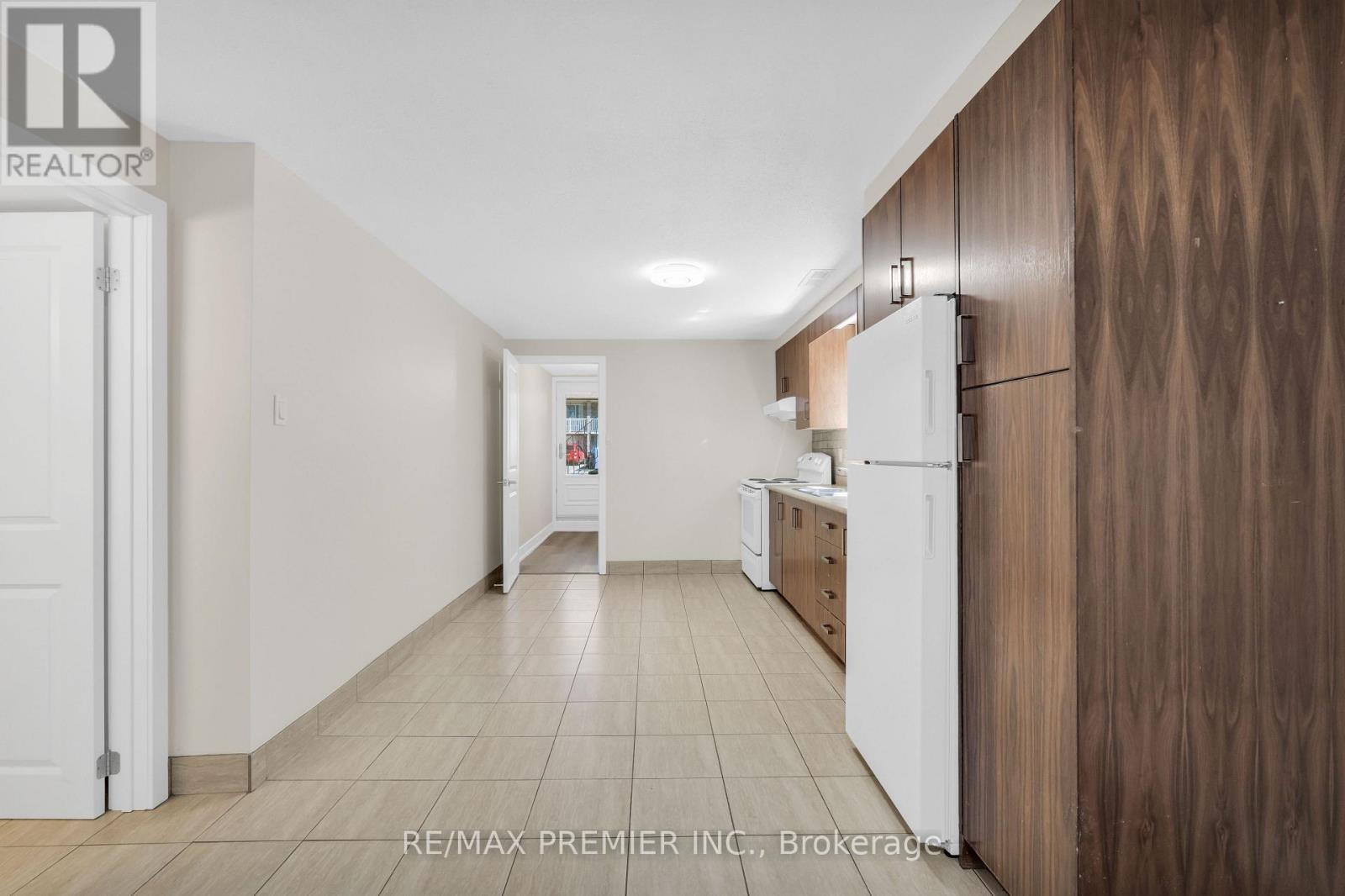 4178 Dursley Crescent, Mississauga, ON - Indoor