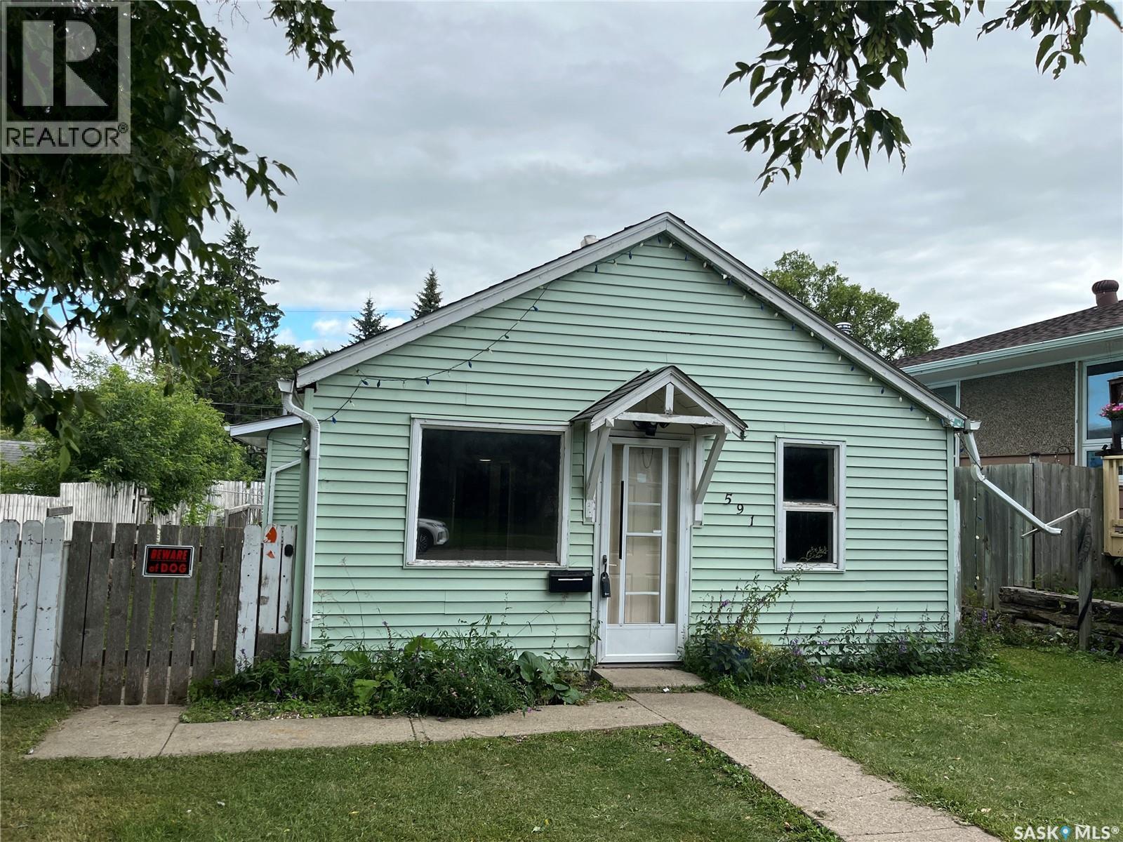 591 23Rd Street E, Prince Albert, SK - Outdoor