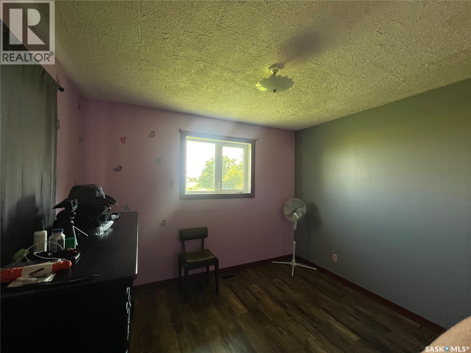 Enniskillen Rm No. 3, Saskatchewan - Indoor Photo Showing Other Room