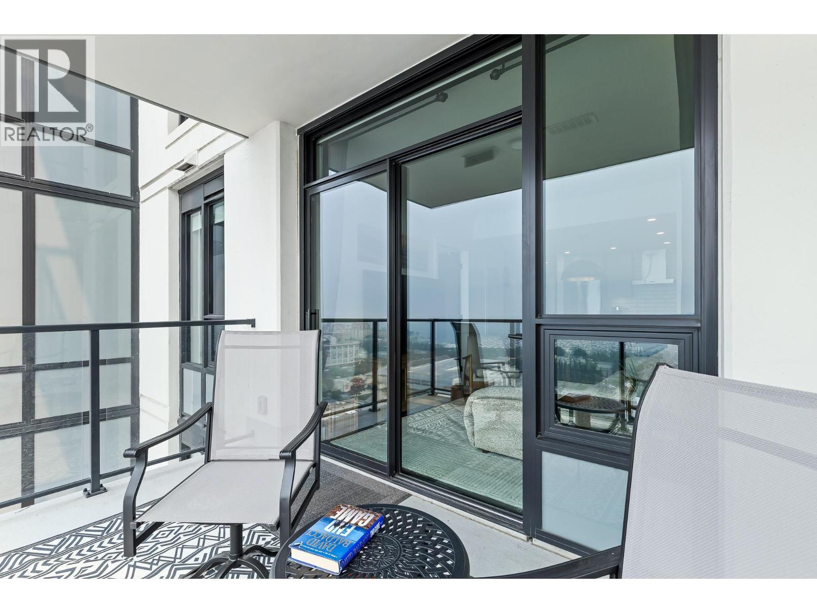 1471 St. Paul Street Unit# 1707, Kelowna, BC - With Balcony With Exterior