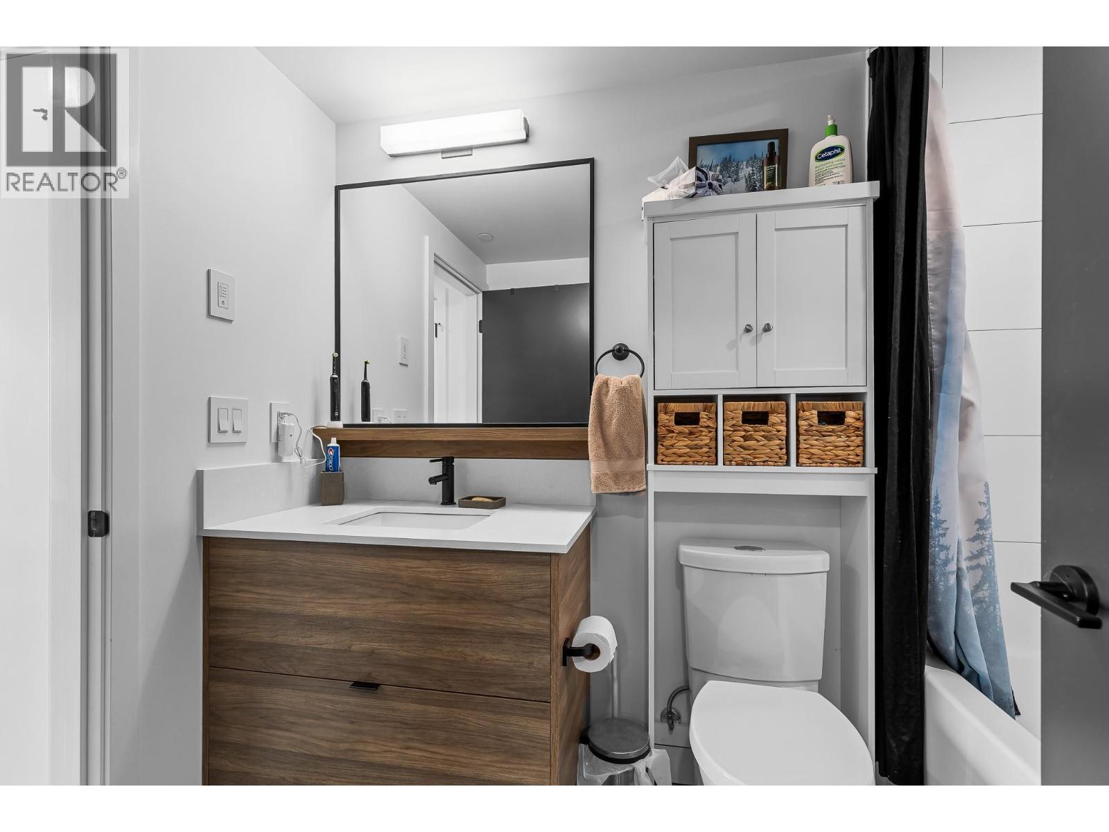 1471 St. Paul Street Unit# 1707, Kelowna, BC - Indoor Photo Showing Bathroom