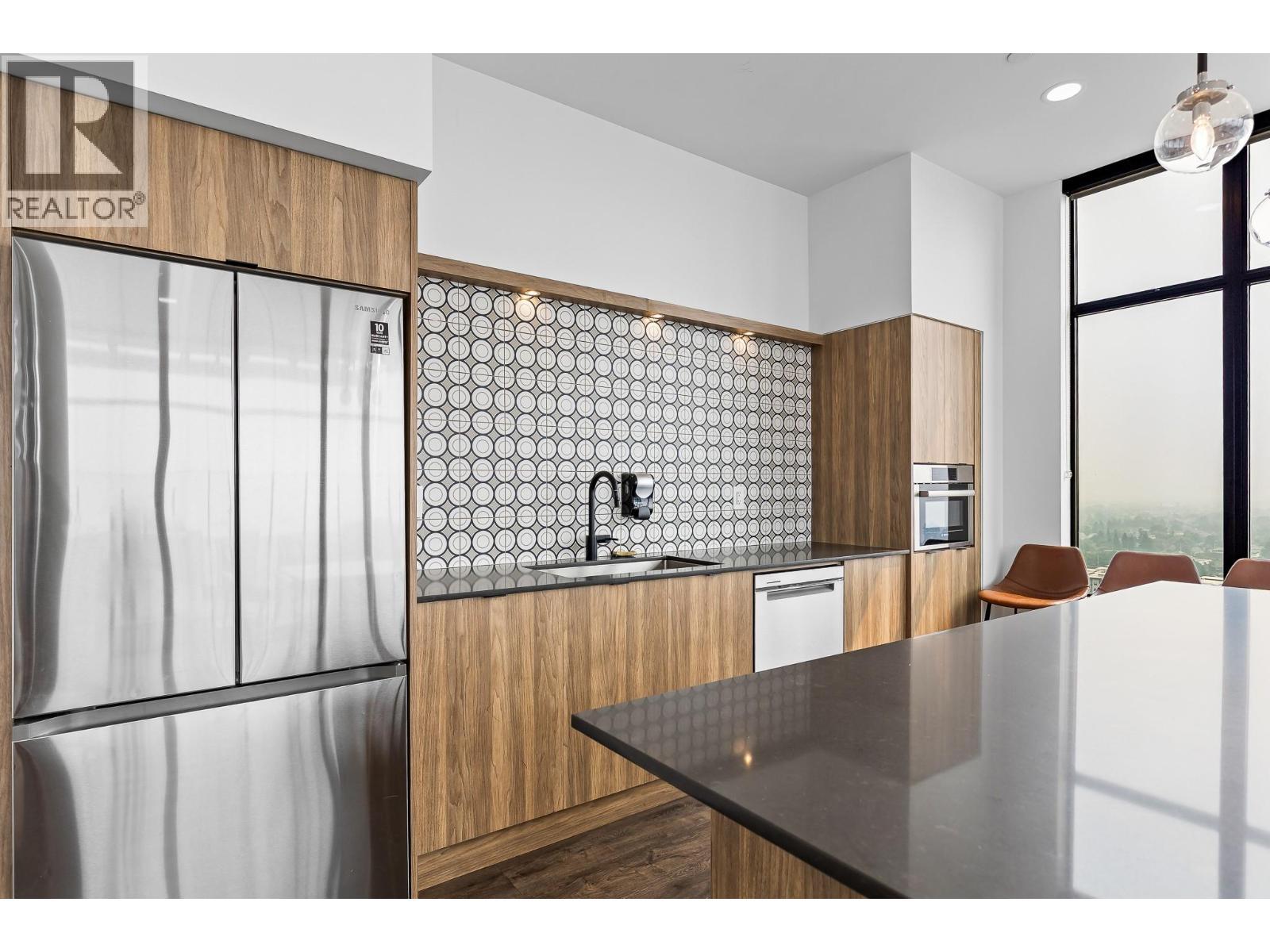1471 St. Paul Street Unit# 1707, Kelowna, BC - Indoor Photo Showing Kitchen
