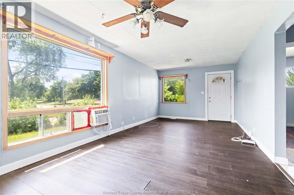 1396 Janette, Windsor, ON - Indoor