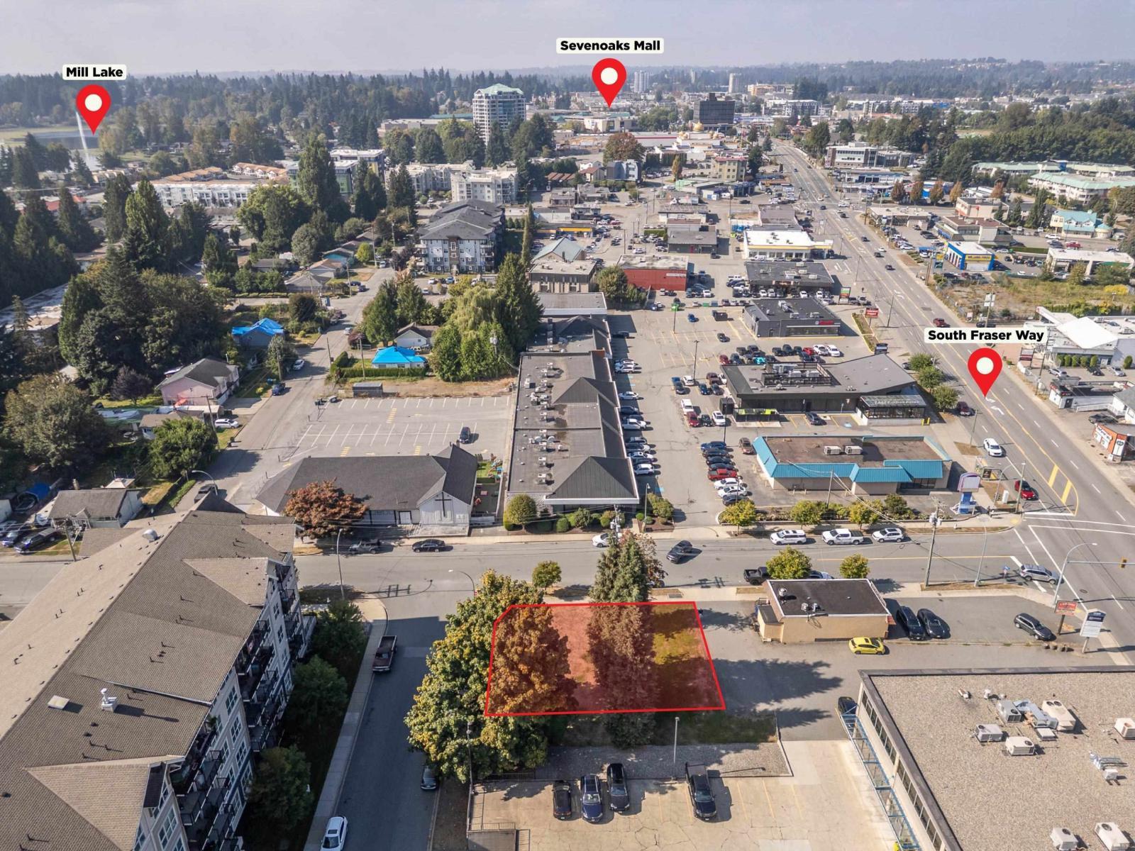 2604 E Bourquin Crescent, Abbotsford, BC