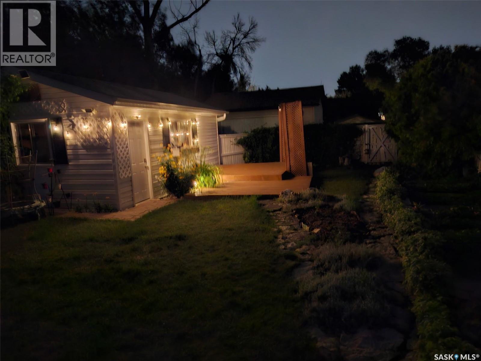 133 Lloyd Crescent, Saskatoon, SK - Outdoor