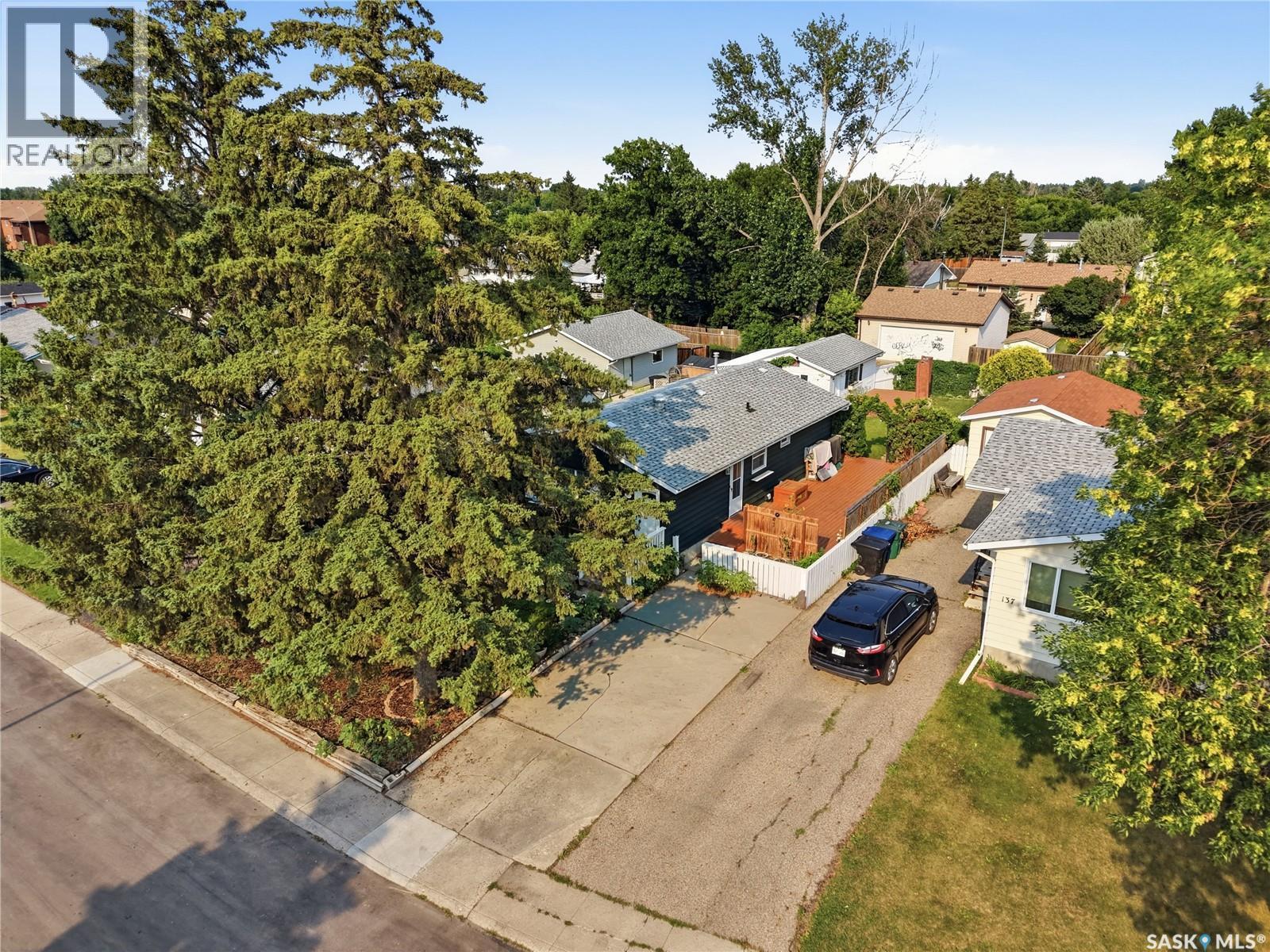 133 Lloyd Crescent, Saskatoon, SK - Outdoor With View
