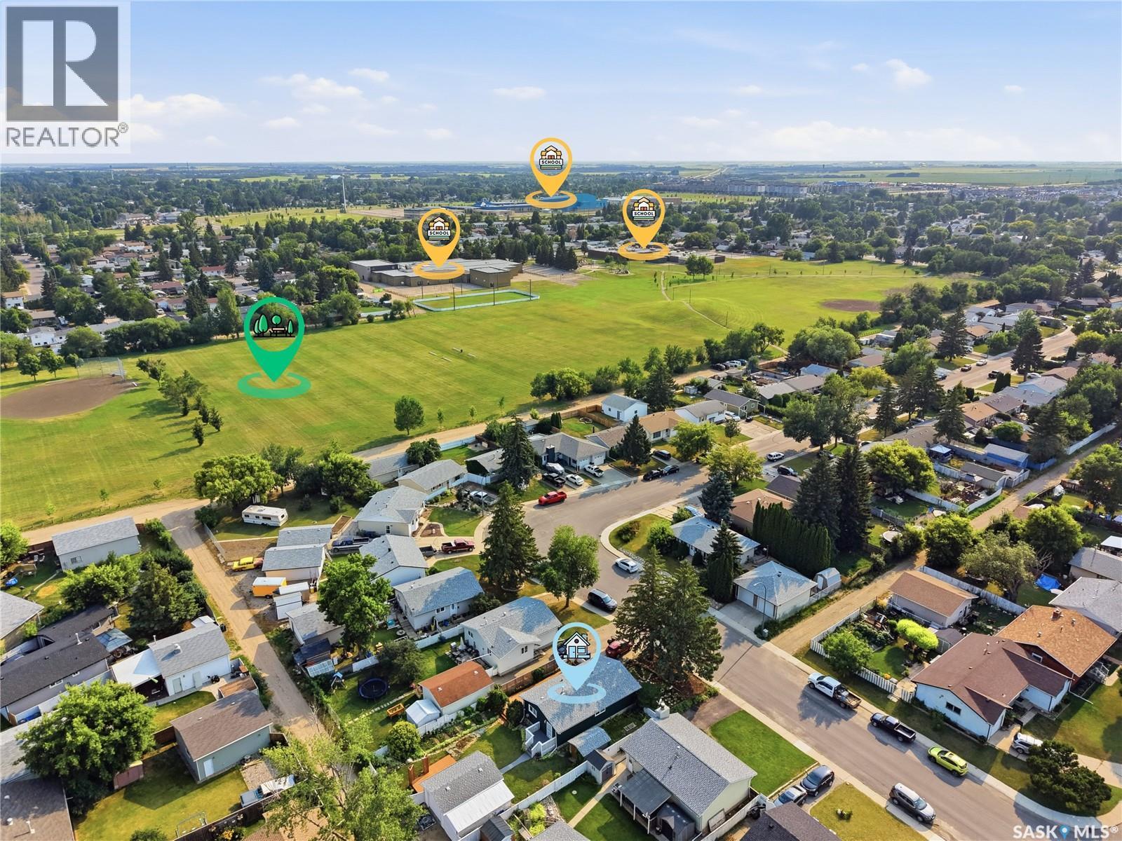 133 Lloyd Crescent, Saskatoon, SK - Outdoor With View