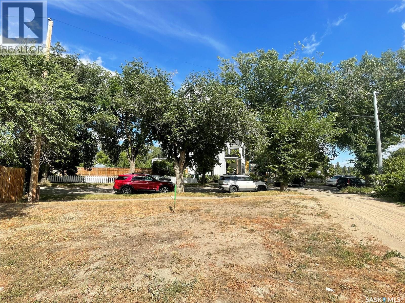 511 D Avenue N, Saskatoon, SK