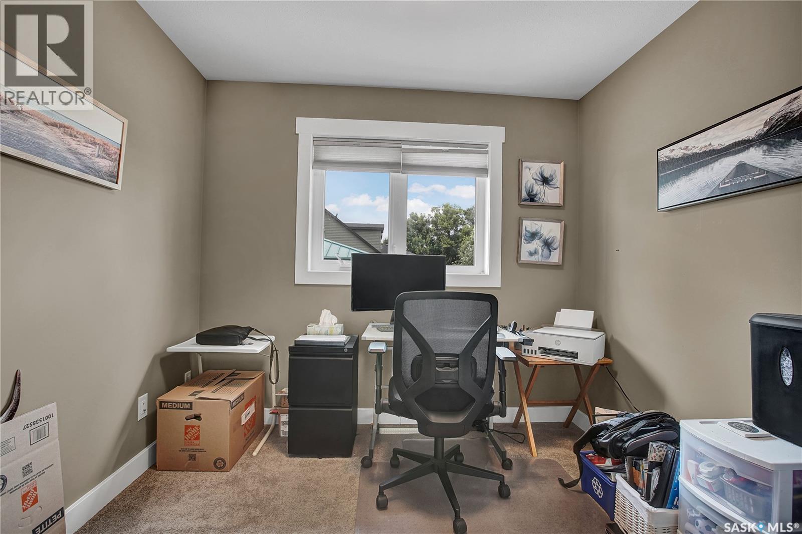 6F 110 Centennial Boulevard, Warman, SK - Indoor Photo Showing Office