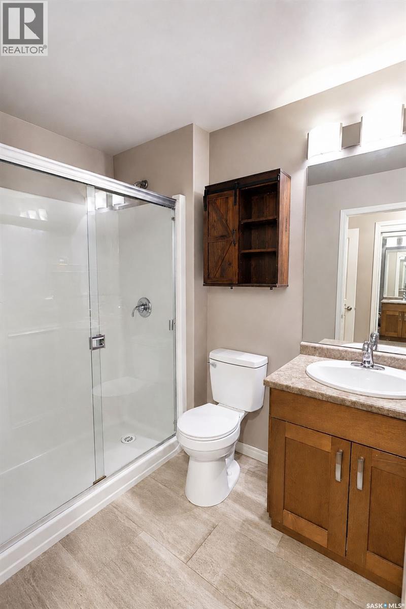 309 1851 Pederson Drive, Prince Albert, SK - Indoor Photo Showing Bathroom