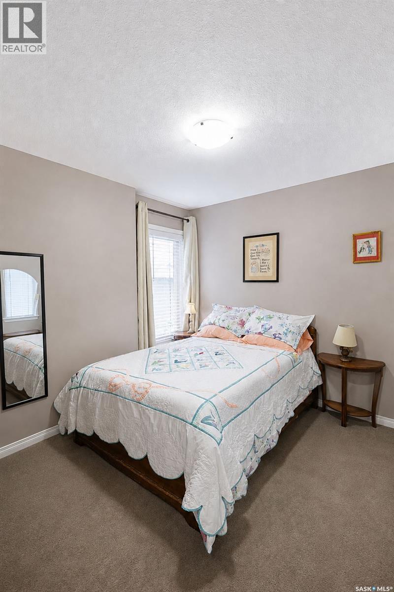 309 1851 Pederson Drive, Prince Albert, SK - Indoor Photo Showing Bedroom