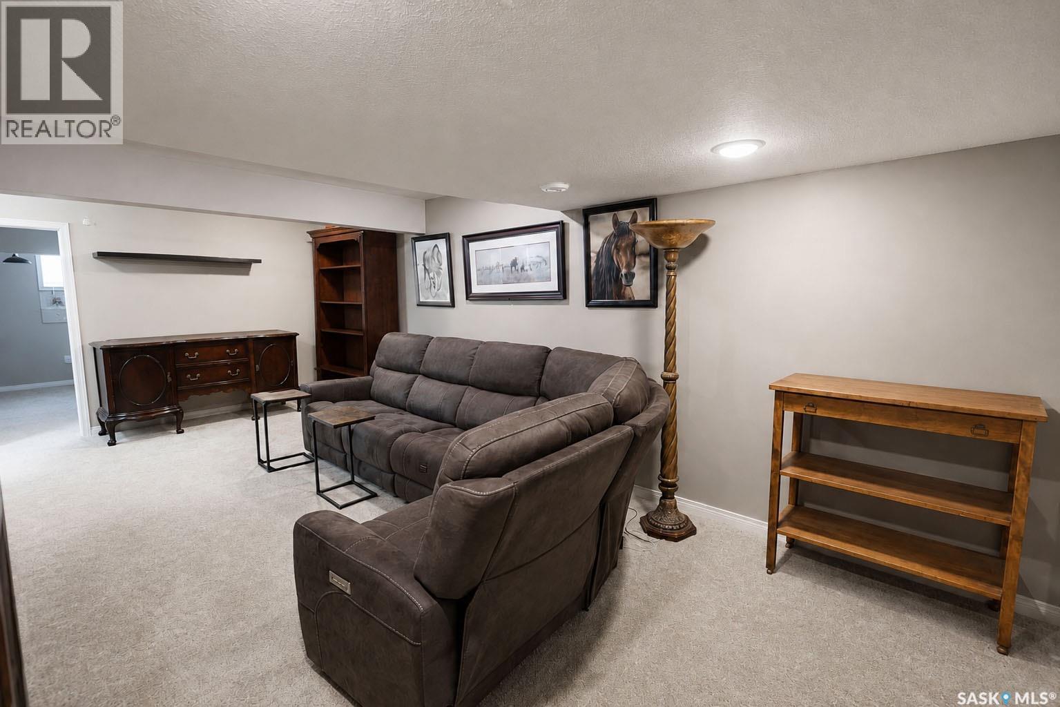 309 1851 Pederson Drive, Prince Albert, SK - Indoor Photo Showing Other Room