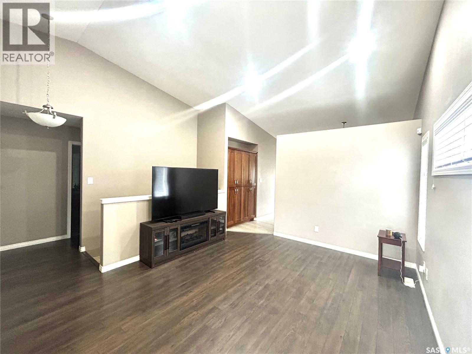309 1851 Pederson Drive, Prince Albert, SK