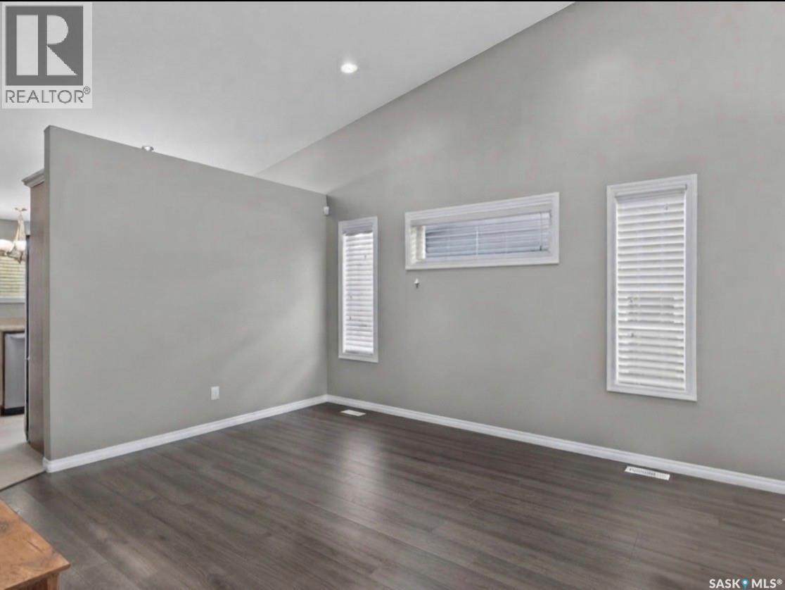 309 1851 Pederson Drive, Prince Albert, SK - Indoor Photo Showing Other Room