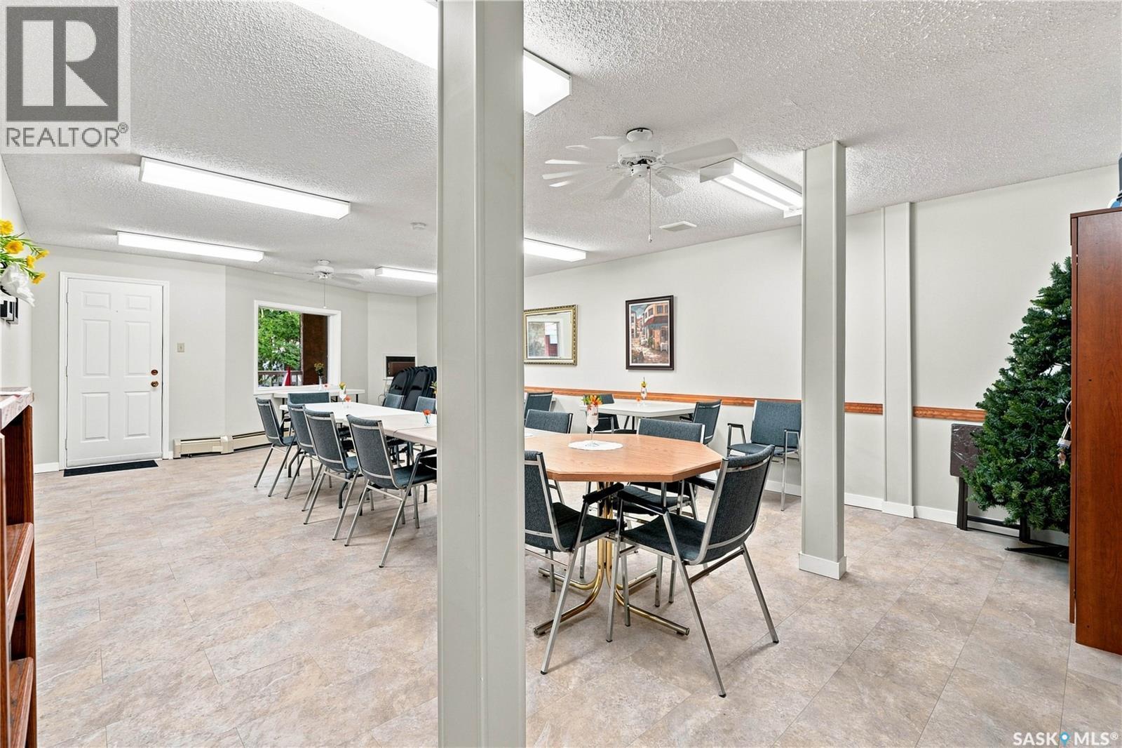208 410 Main Street, Saskatoon, SK - Indoor Photo Showing Dining Room