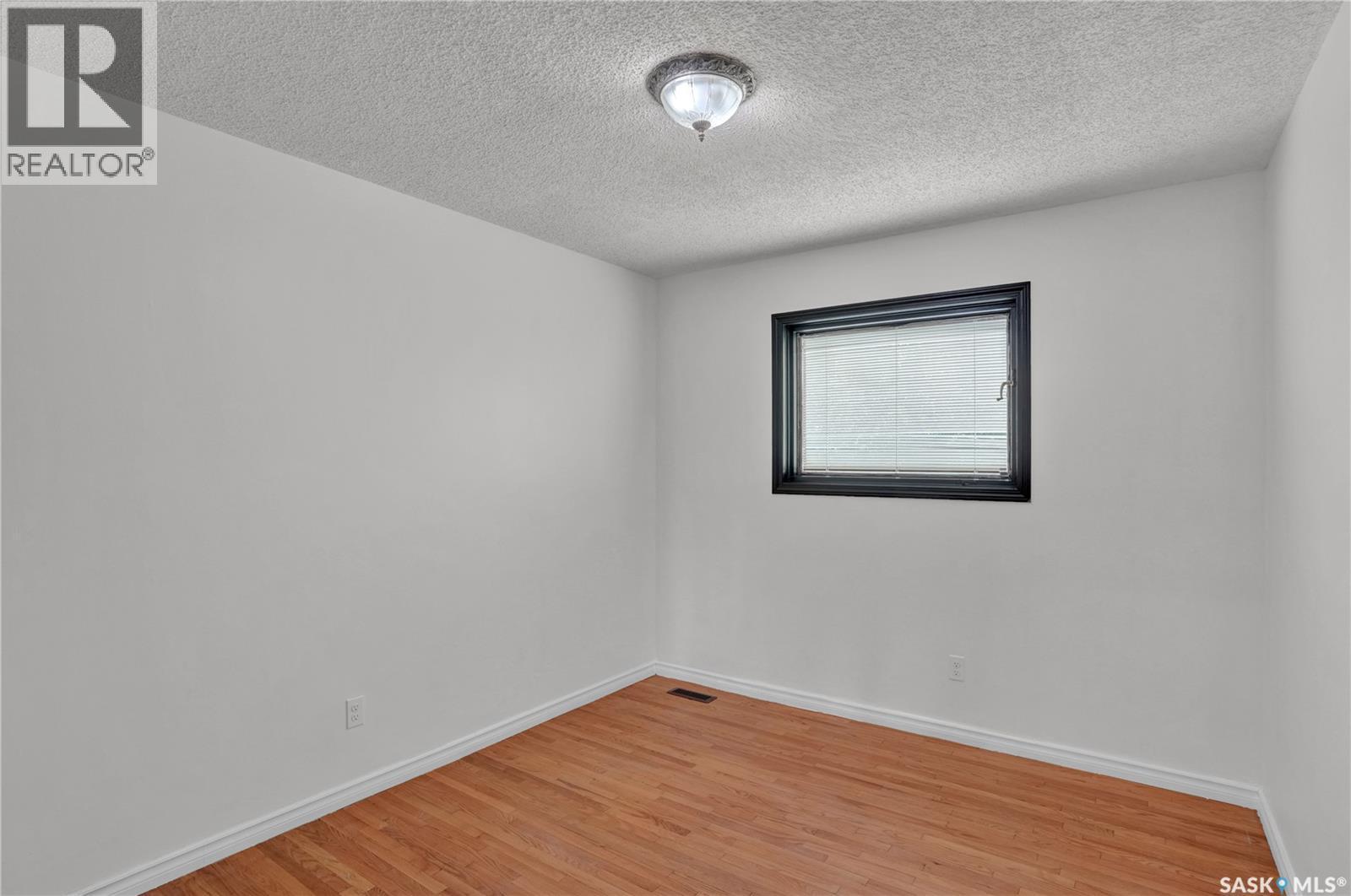 302 Doiron Road N, Regina, SK - Indoor Photo Showing Other Room