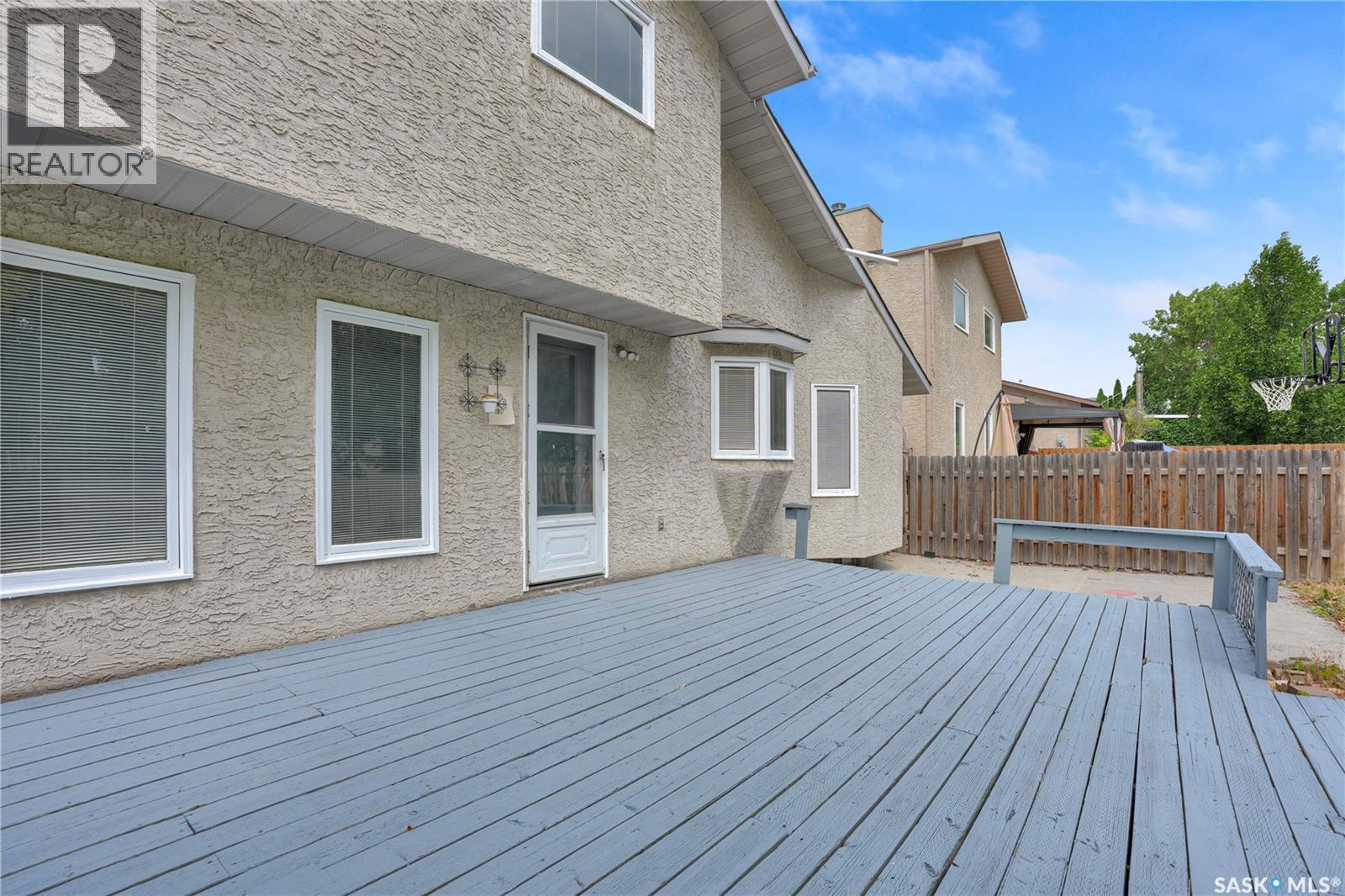 302 Doiron Road N, Regina, SK - Outdoor With Exterior
