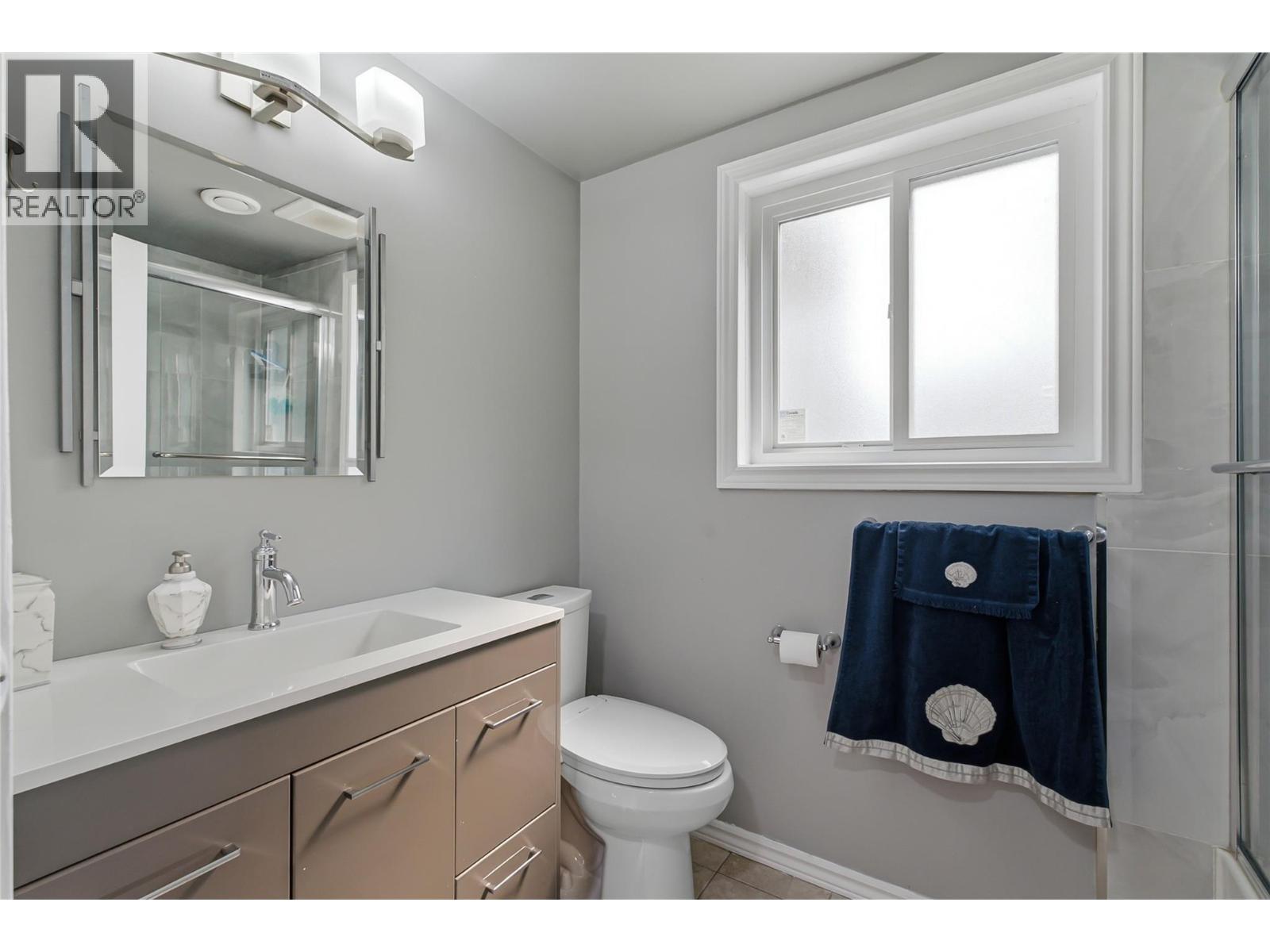 3140 Coventry Crescent, West Kelowna, BC - Indoor Photo Showing Bathroom