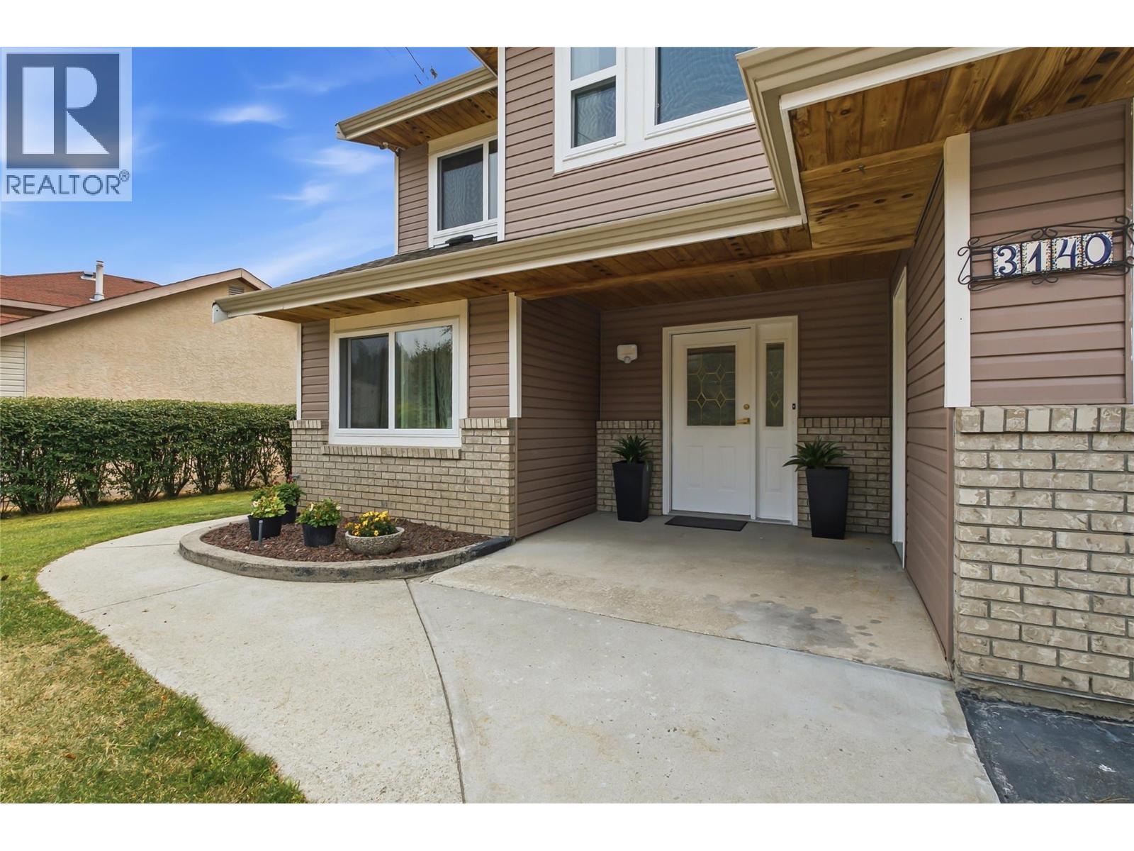 3140 Coventry Crescent, West Kelowna, BC - Outdoor With Exterior