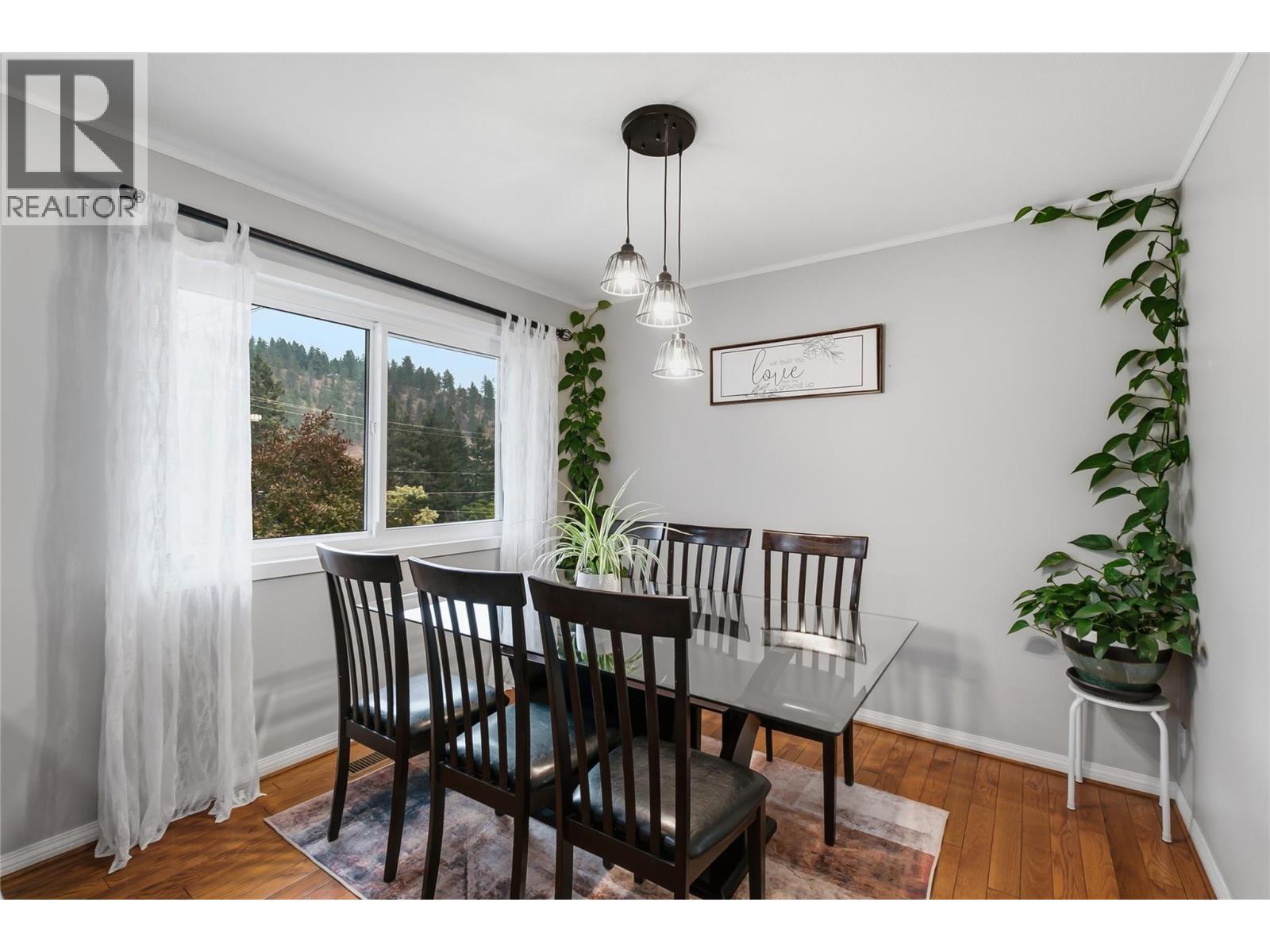 3140 Coventry Crescent, West Kelowna, BC - Indoor Photo Showing Dining Room