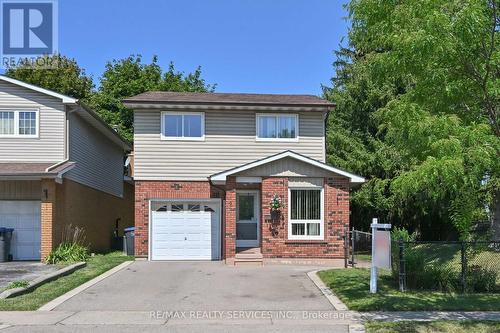 2 LINDRIDGE AVENUE  Brampton, ON L6S 3W9