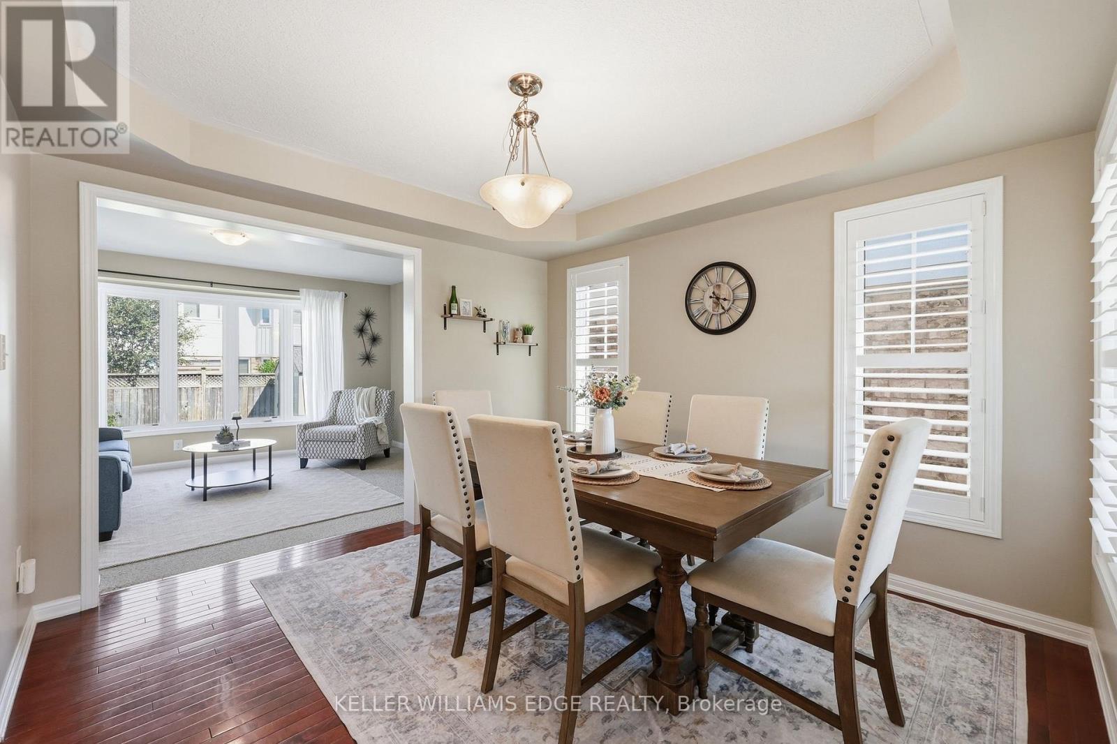 171 Chase Crescent, Waterloo, ON - Indoor Photo Showing Dining Room