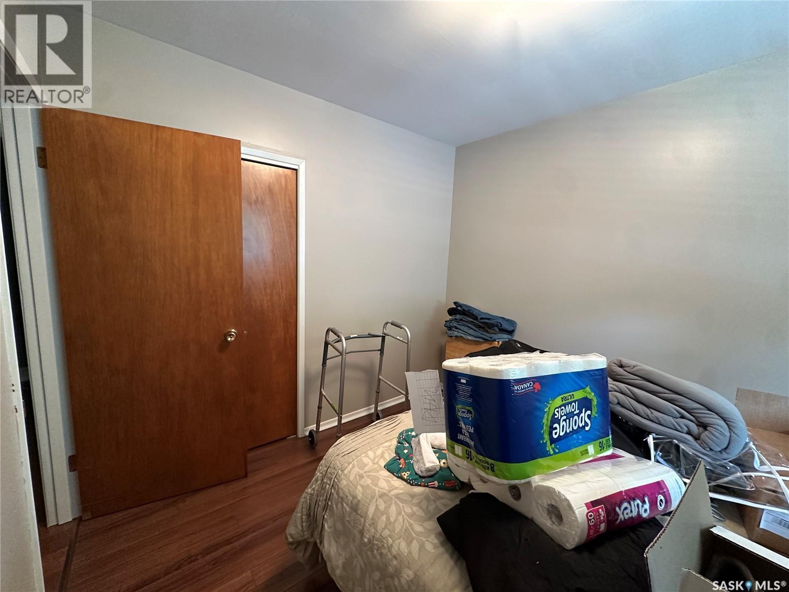 242 Third Avenue N, Kamsack, SK - Indoor