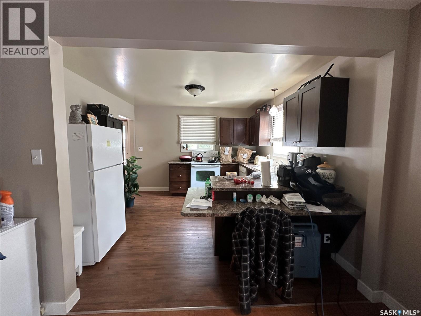 242 Third Avenue N, Kamsack, SK - Indoor