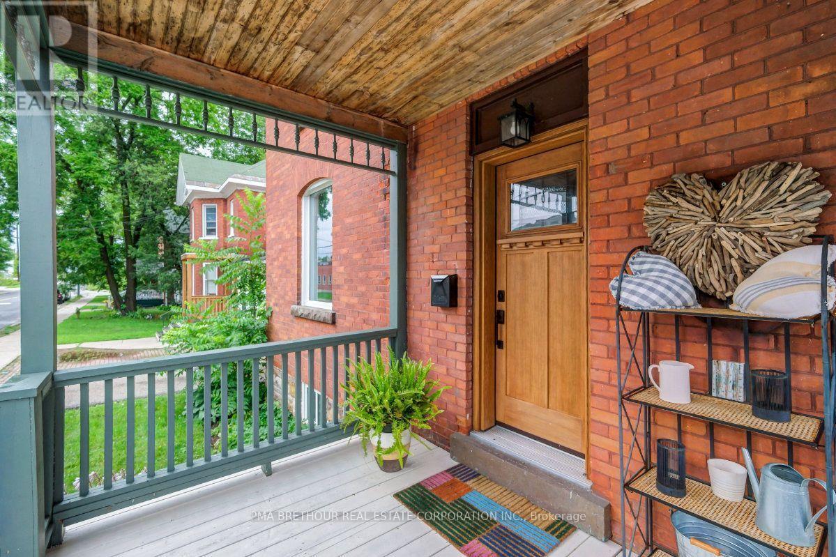 8 North Street, Perth, ON - Outdoor With Deck Patio Veranda With Exterior