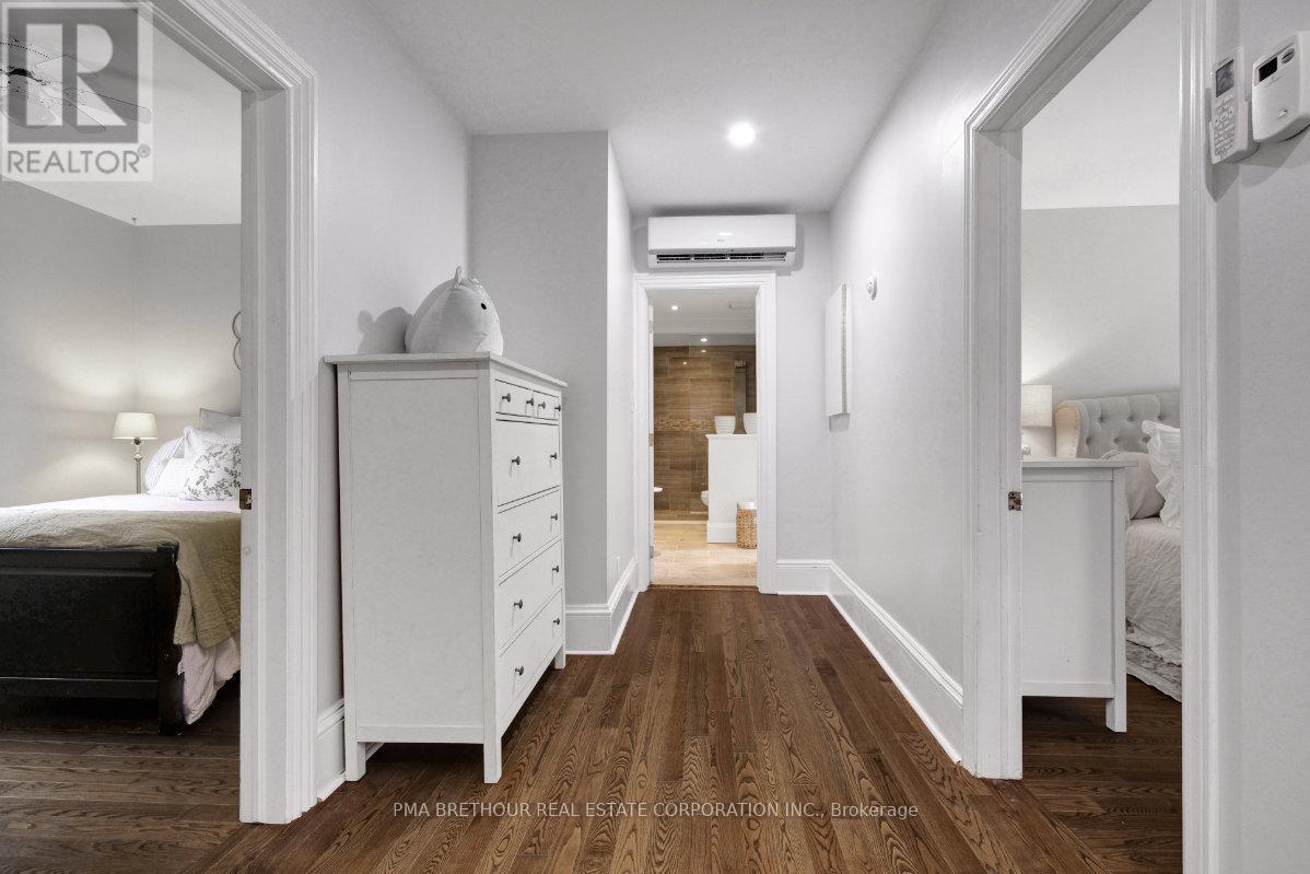 8 North Street, Perth, ON - Indoor