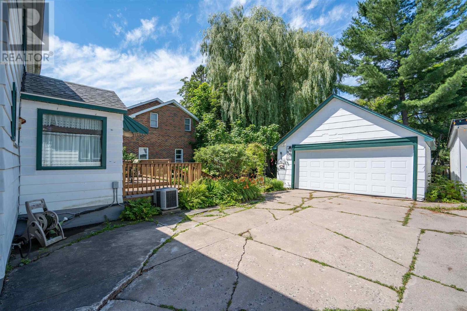 155 Pine St, Sault Ste. Marie, ON - Outdoor