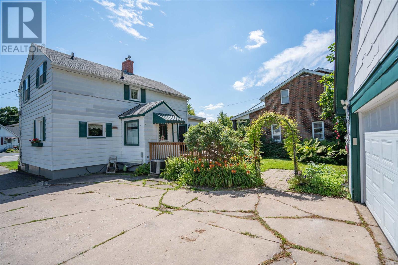 155 Pine St, Sault Ste. Marie, ON - Outdoor