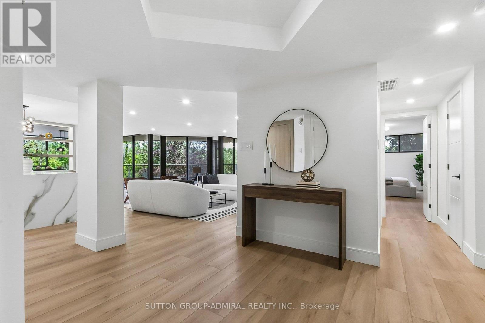 301 - 3900 Yonge Street, Toronto, ON - Indoor Photo Showing Other Room
