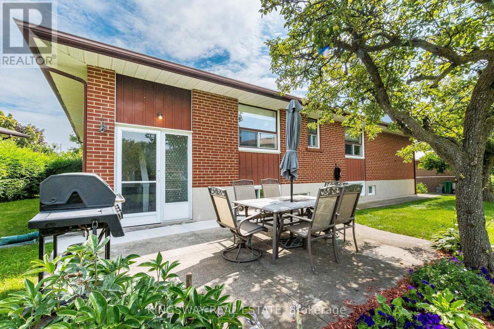 163 Floradale Drive, Mississauga, ON - Outdoor With Deck Patio Veranda With Exterior