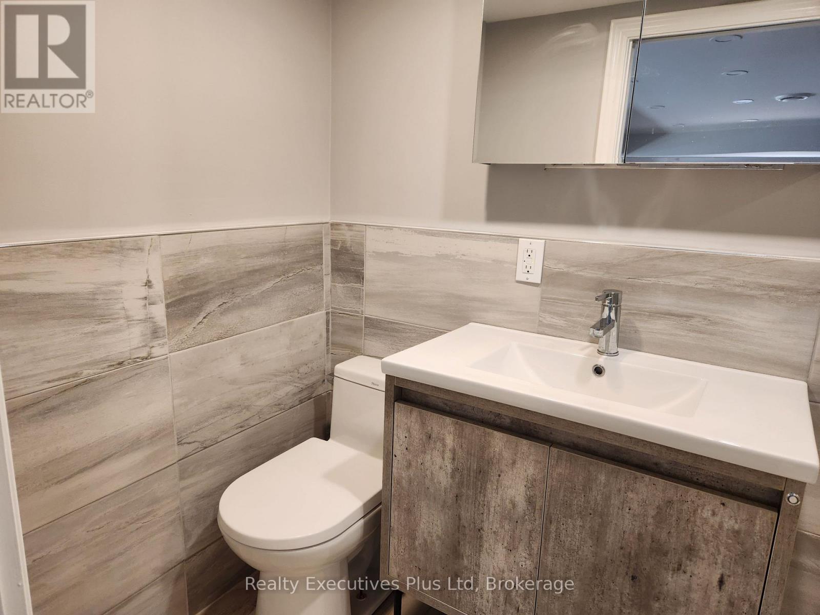 Lower Level 3 PC Bathroom - 2 Zelia Court, Tiny, ON - Indoor Photo Showing Bathroom