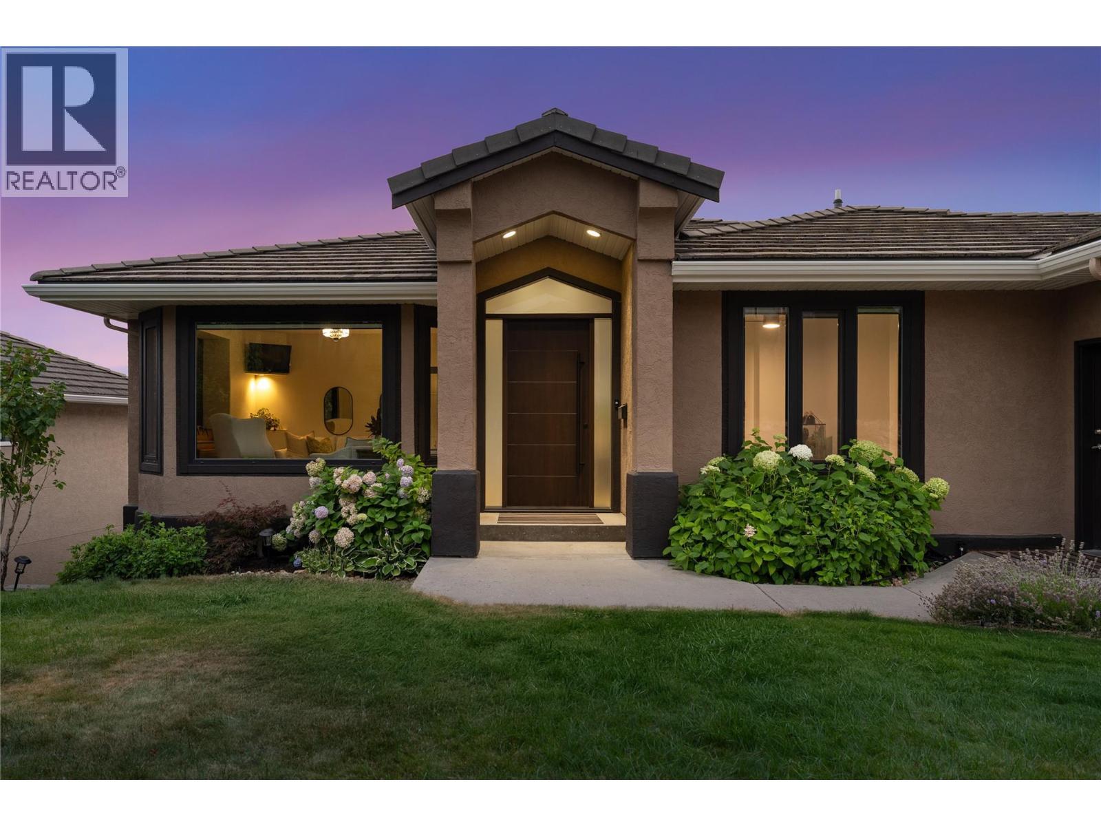10 Bayview Heights, Coldstream, BC - Outdoor With Deck Patio Veranda