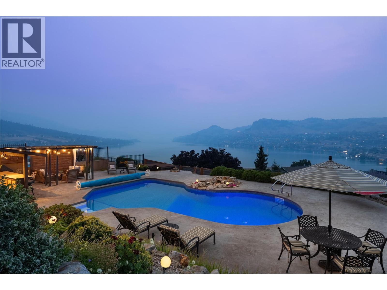 10 Bayview Heights, Coldstream, BC - Outdoor With In Ground Pool