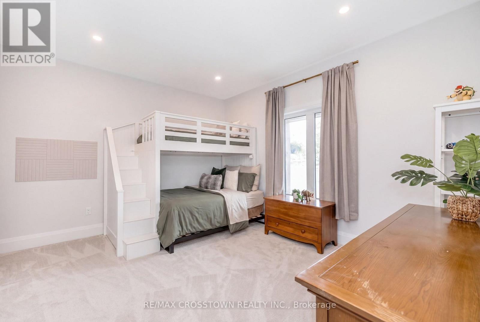 4th Bedroom - 75 Moonstone Road E, Oro-Medonte, ON - Indoor Photo Showing Bedroom