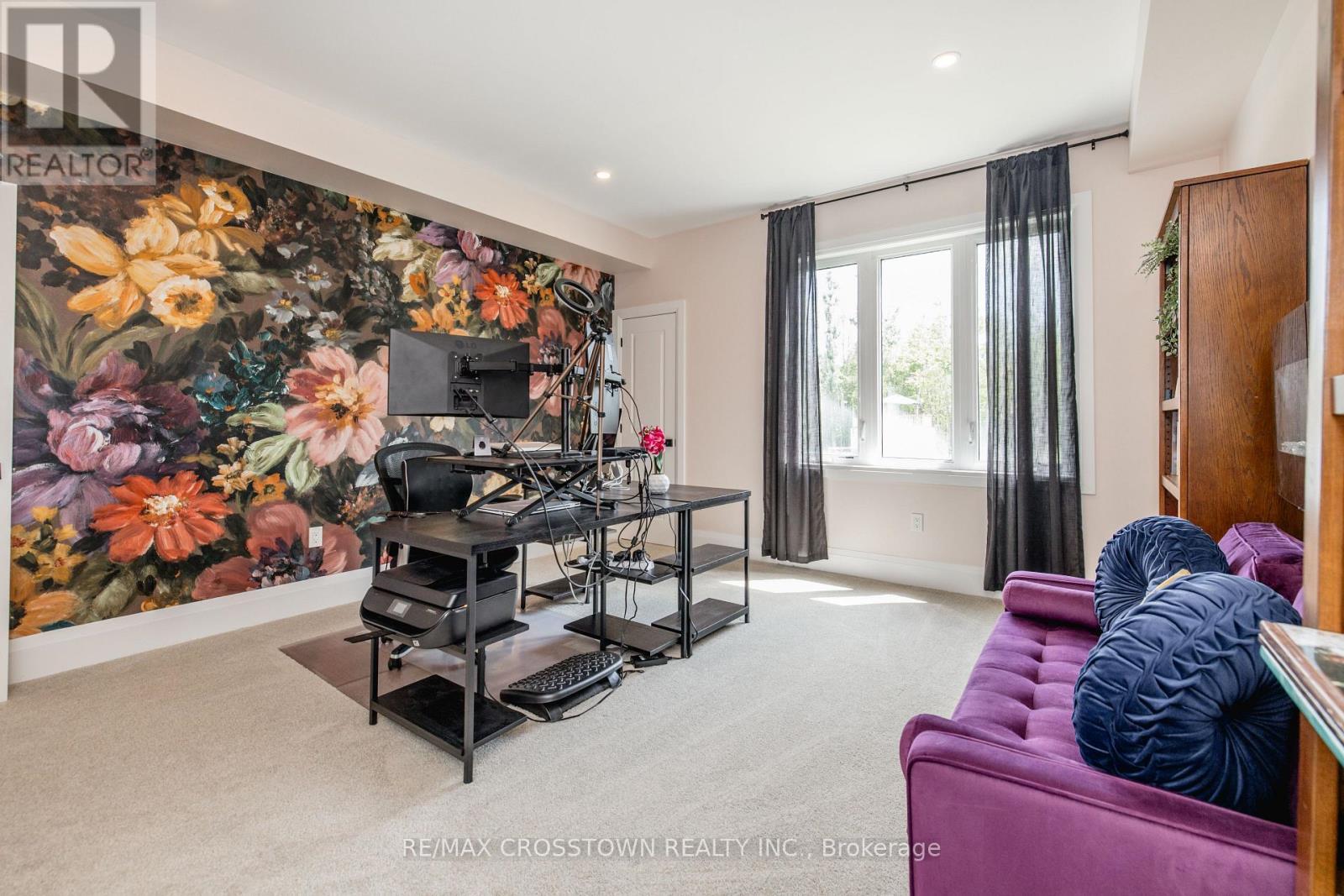 5th Bedroom with single & double closets - 75 Moonstone Road E, Oro-Medonte, ON - Indoor