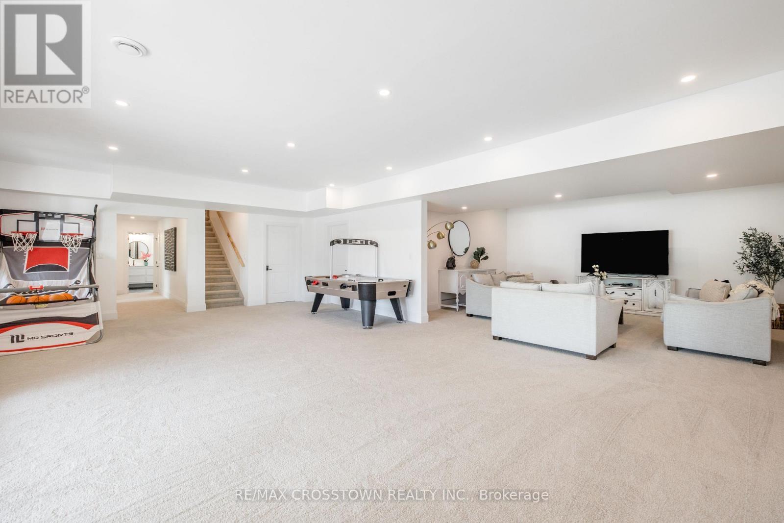 75 Moonstone Road E, Oro-Medonte, ON - Indoor
